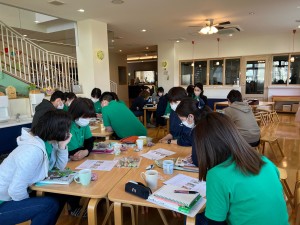 『仕事だいじょうぶの本』をテキストに職員研修ー明石市内の幼保連携認定こども園